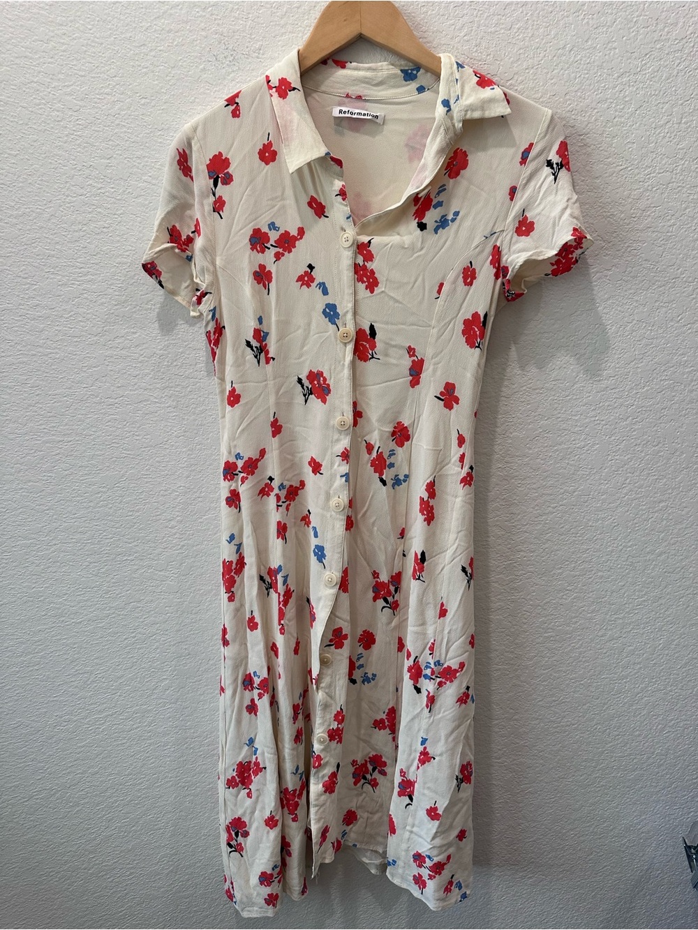 Reformation Floral Button Down Midi Dress Ivory Red Blue Short Sleeve Size 8